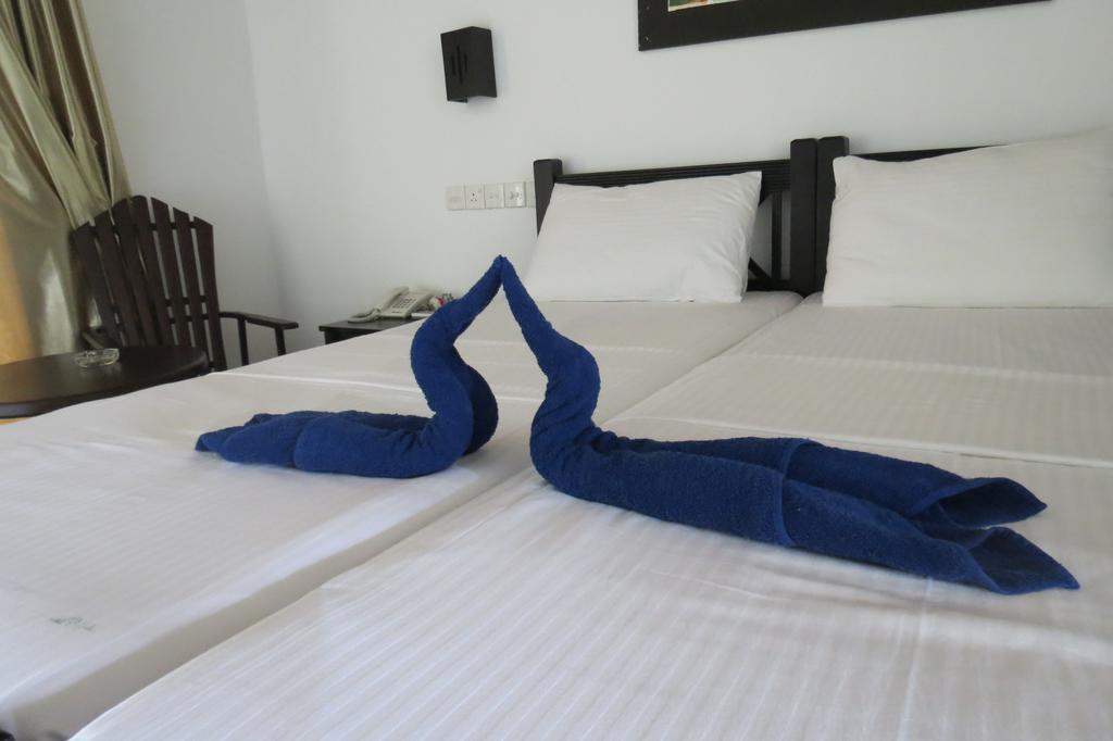 Scandinavia Hotel Hikkaduwa Quarto foto