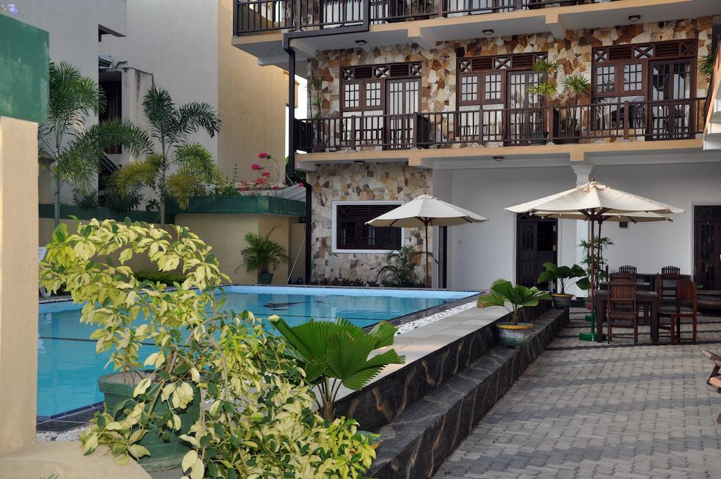 Scandinavia Hotel Hikkaduwa Exterior foto