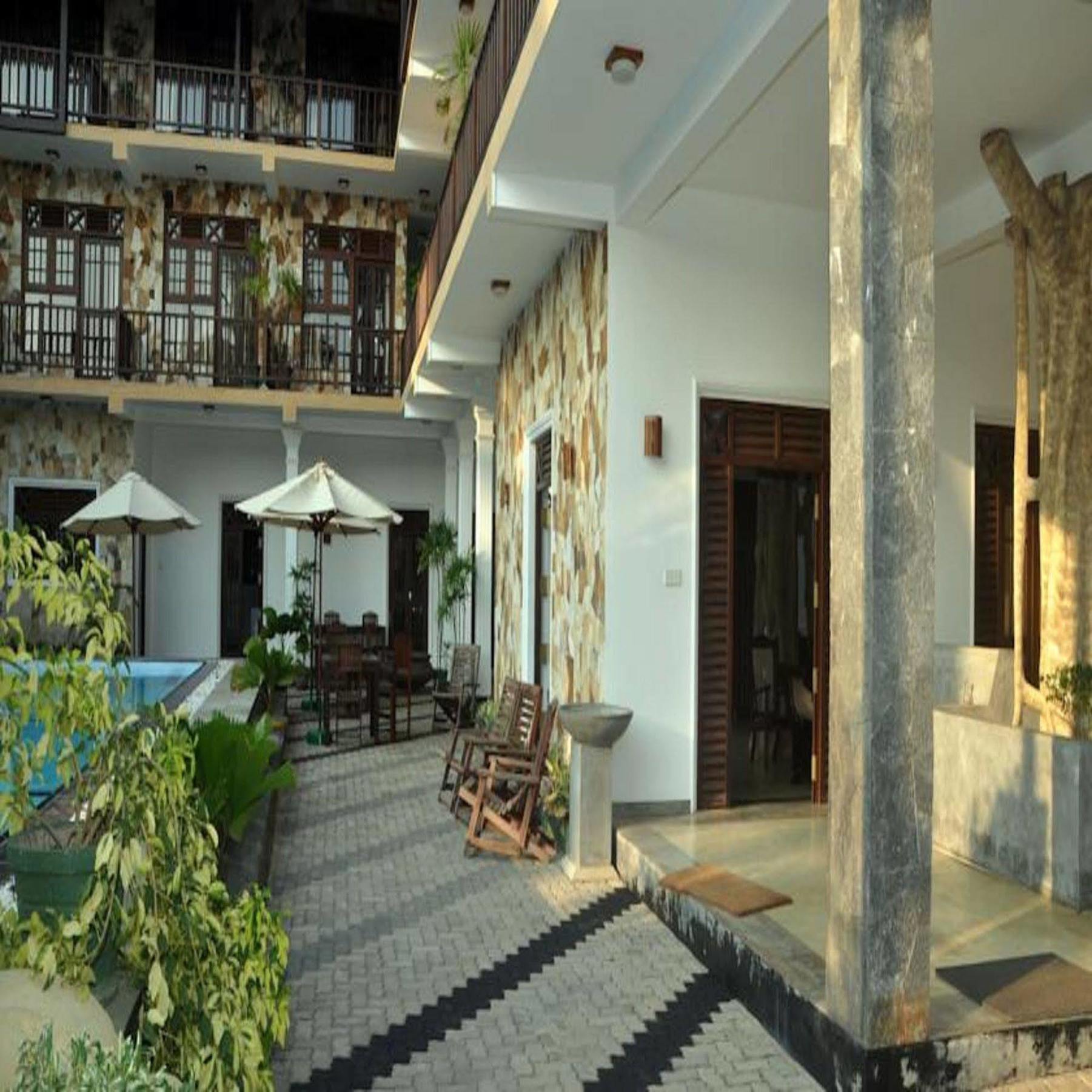 Scandinavia Hotel Hikkaduwa Exterior foto